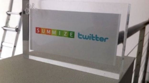 Twitter and Summize logos