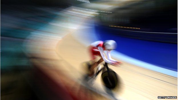 Joanna Rowsell form cyclists England for Games