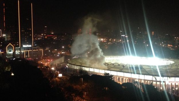 Vodafone Stadı'ndan dumanlar