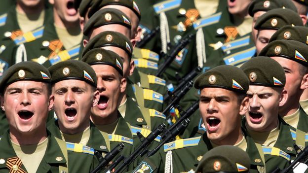 truppe russe in marcia a Mosca prove, 7 16 maggio