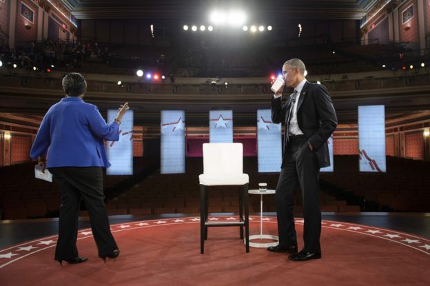 Ifill and Obama take a break during filming a town hall meeting for PBS Newshour at the Lerner Theater in Indiana in May 2016