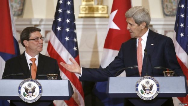 Cuban Foreign Minister Bruno Rodriguez (left) and John Kerry