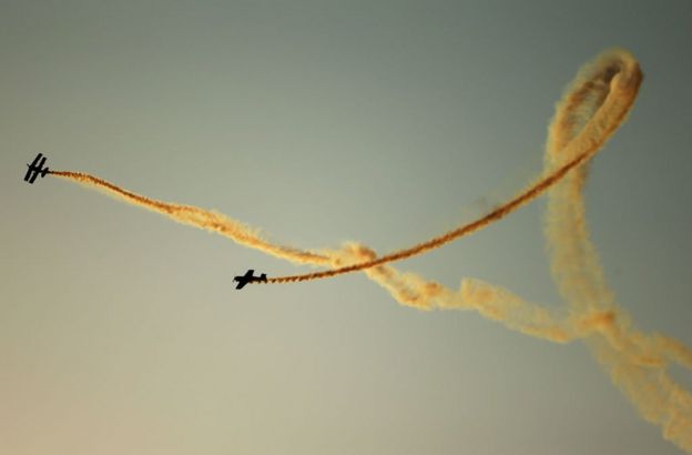 ஆஸ்திரேலியா சர்வதேச விமான சாகச கண்காட்சியின் மலைக்க வைக்கும் படங்கள்