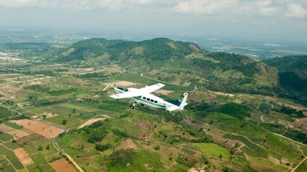 هل تسافر يوما في طائرة من دون طيار؟