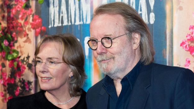 Benny Andersson and unnamed guest at Mamma Mia The Party. 20 Jan 2016