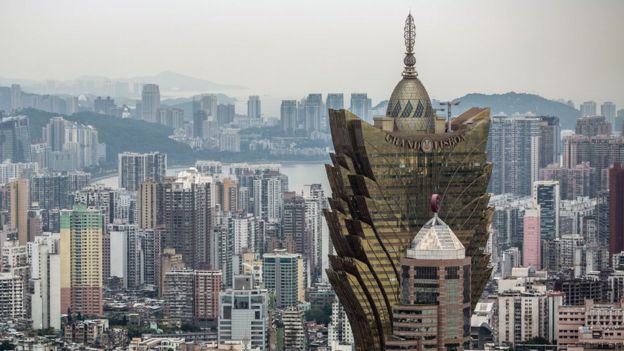 The Grand Lisboa casino, Macau