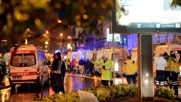 В Стамбуле совершено нападение на ночной клуб: 39 погибших