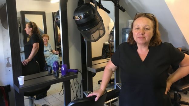 Lesley in her salon