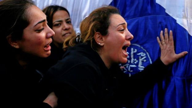 السلطات المصرية تتهم الاخوان بالوقوف وراء تفجير الكنيسة البطرسية