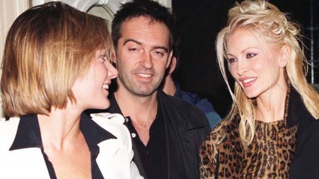 Tara Palmer-Tomkinson (l) with John Barryman and super model Caprice