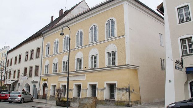 ஹிட்லர் பிறந்த வீடு