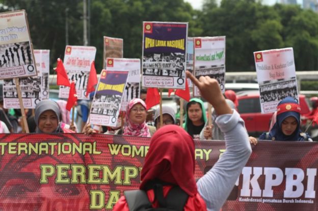 demo buruh perempuan