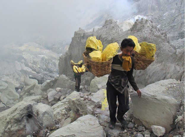 'Porters' by Marek Kosiba/Photocrowd.com