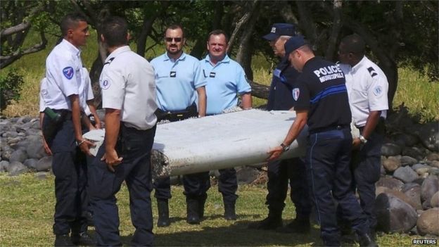 Plane part found on Reunion (29 July 2015)