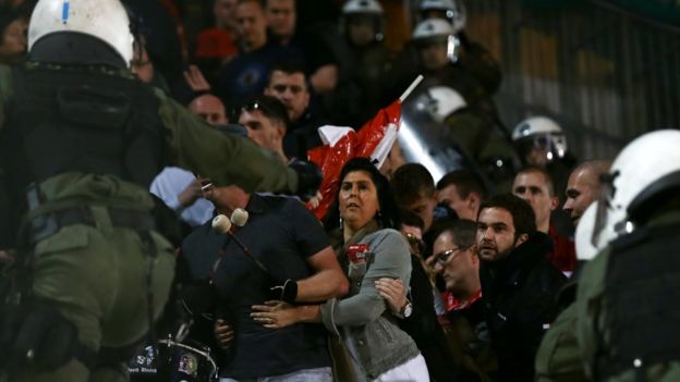 فرق كرة القدم في اليونان "قد تمنع من المشاركة في المنافسات الأوروبية"
