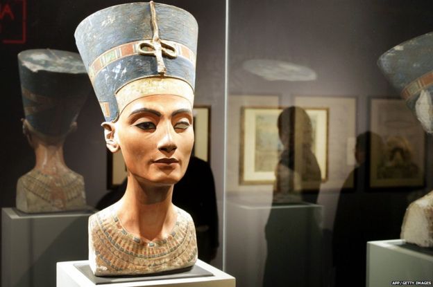 The world known bust of Egyptian Queen Nefertiti is seen at Berlin's Kulturforum, 01 March 2005