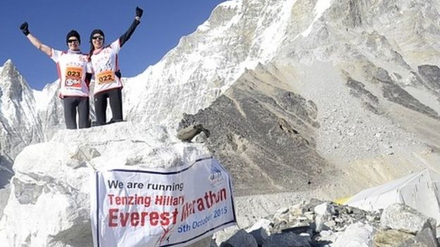Runners brave icy temperatures to participate in the world's highest marathon in the foothills of Mount Everest in Nepal (05 October 2015)