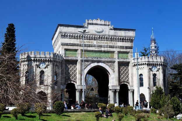 İstanbul Üniversitesi