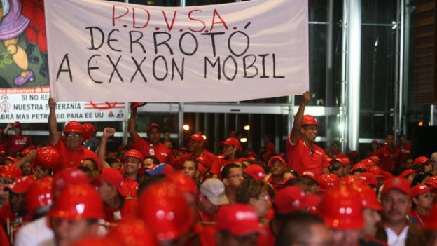 Pancarta en la que se lee