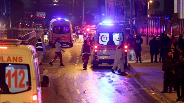 В результате двух взрывов в Стамбуле погибли 29 человек