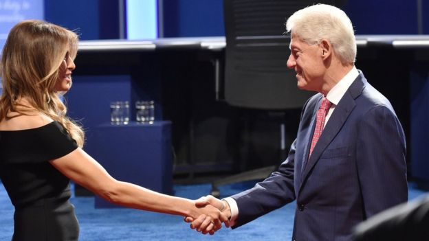 Melania Trump y Bill Clinton