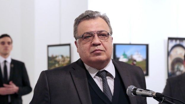 السفير الروسي أندريه كارلوف