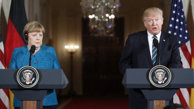 Merkel y Trump en la conferencia de prensa.