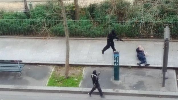 imagend e atacantes de la revista Charlie Hebdo