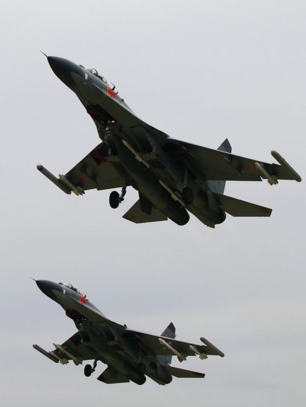 中國空軍多型戰機同時飛越巴士海峽宮古海峽