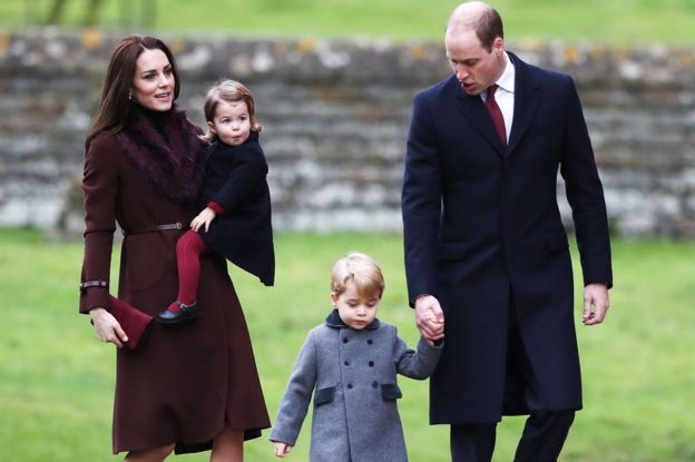 Уильям и Кэтрин с детьми посетили службу в Беркшире Prince William, Kate, Prince George, Princess Charlotte