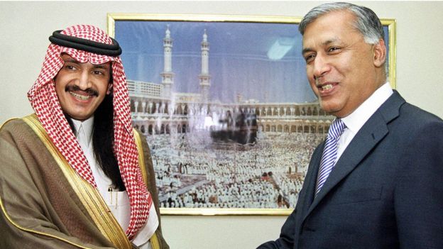 Prince Turki bin Bandar al Saud meets Pakistan's finance minister in 2003