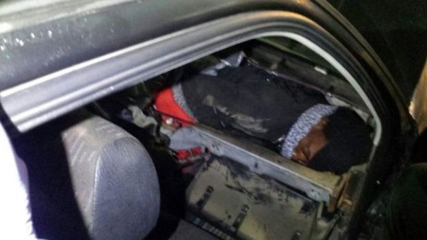 Mtu mwengine alipatikana amefichwa katika eneo la gari la mbele maarufu dashboard