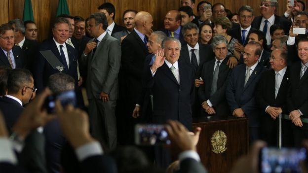 Escândalos de corrupção envolvendo ministros de Temer colaboraram para aumento da reprovação