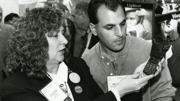 ES 1996