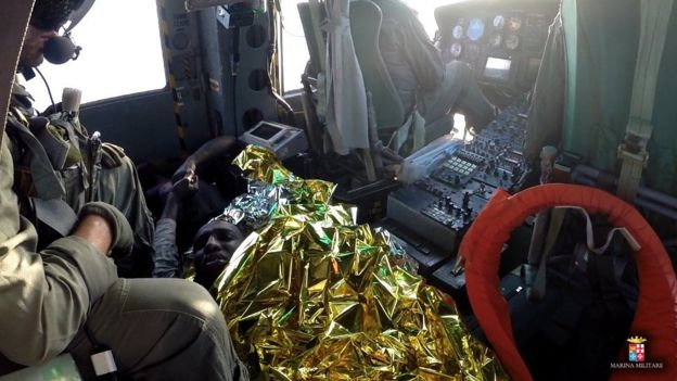 Migrant rescue by Italian Navy on 11 August 2015