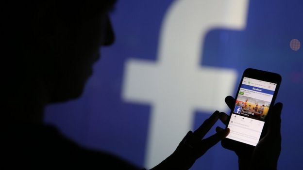 Facebook no celular