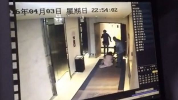 Screengrab of video uploaded to Youku by user Wanwan_2016 that appears to show a woman being assaulted in a Beijing hotel