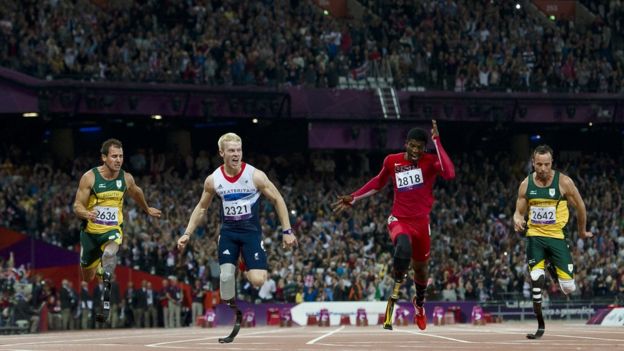 Final de los 100 metros en Londres 2012