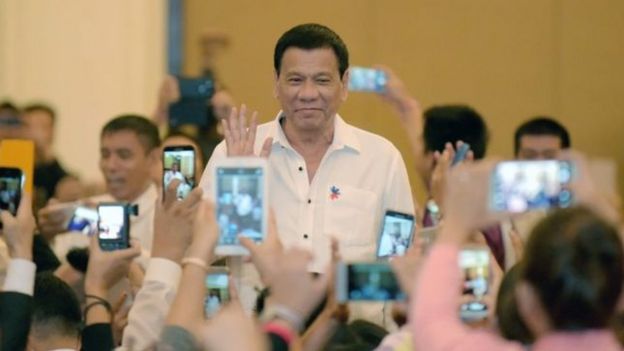 சந்தேகிக்கப்பட்ட குற்றவாளிகளை தானே கொலை செய்ததாக டுடெர்டே ஒப்புதல்