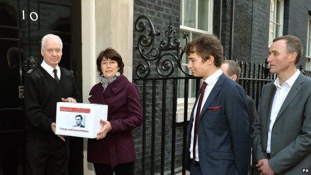 Relatives of Alan Turing present a petition to No 10 calling for pardons for men convicted under historical indecency laws