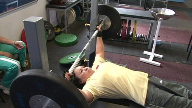 Chau Hoang Tuyet Loan trains at University of Leeds