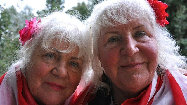 Martine and Louise Fokken
