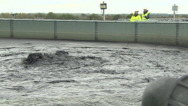 Sewage tank