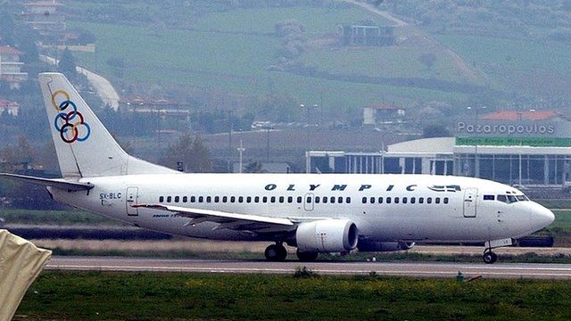 Olympic Airways plane lands in 2006