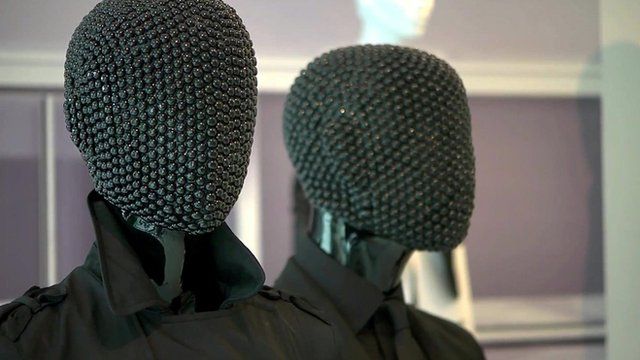 Two 'smart' mannequins