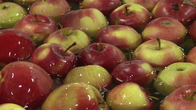 Polish apples