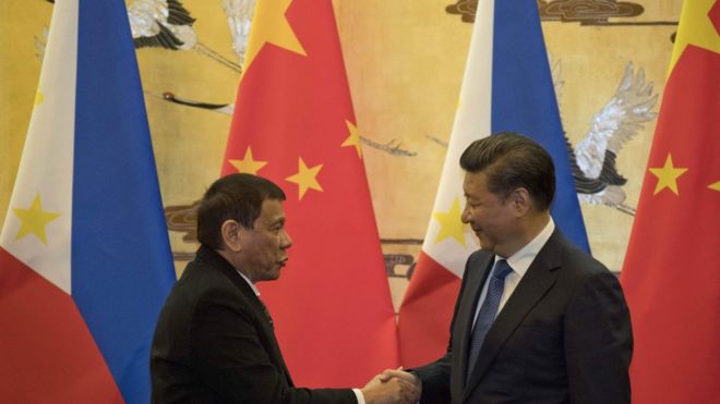 Ông Duterte và ông Tập tại Bắc Kinh hôm 20/10/2016