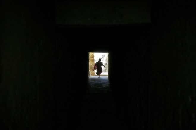 15 ஆம் நூற்றாண்டு திக்செ மடாலத்தில் குழந்தை துறவியர்