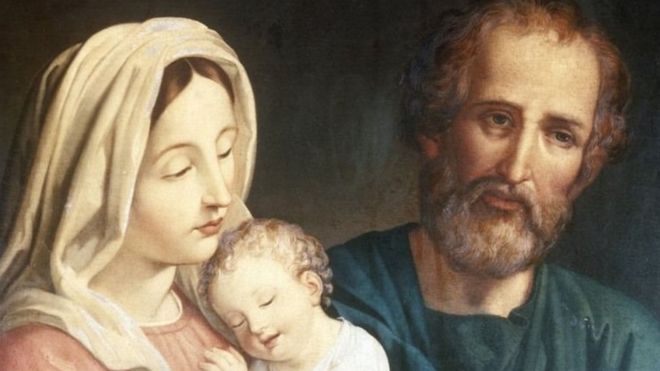 بأمر قضائي، بلدة فرنسية مُطالبة بإزالة تمثال لمريم العذراء لـ "رمزيته الدينية"