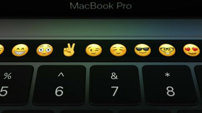 Resultado de imagen para macbook pro touch bar